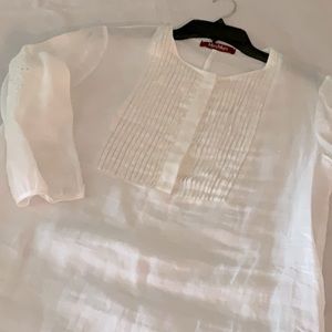 MAXMARA Beautiful blouse NEW Condition